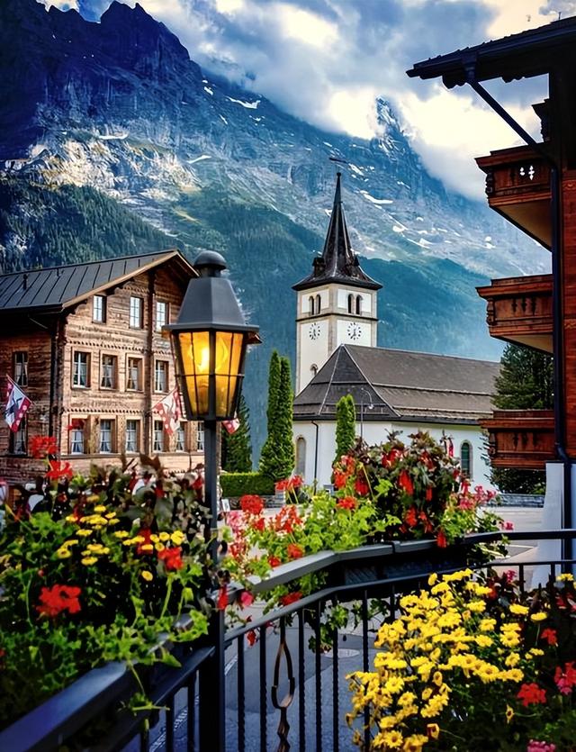 再访瑞士，世界丛林中目睹小国的生存之道