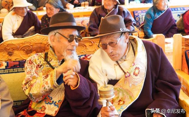 在江迭公路上，探秘百岁老人的长寿密码