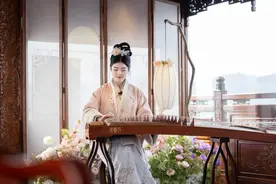 西湖游船“宋韵花朝・女神专线”限时启航，快穿上汉服开启春日浪漫计划图片