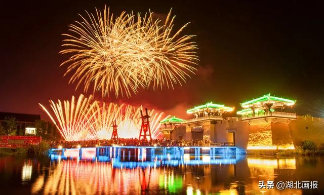 【知音湖北】今夜不睡，湖北的月光专列已加满民族风BGM，速来上车！（湖北夜游指南五）