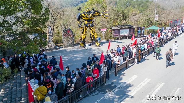 十一期间国内外大事儿盘点：全世界都知道中国放假了，美政府停摆