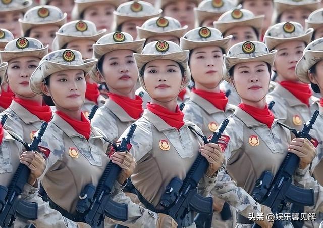 女兵领队王媛回家！老公合影照曝光，又美又飒，生了3娃仍像少女