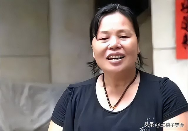 同是冠军父母，陈芋汐父母夸女儿很自律，全红婵母亲却说：胖点好
