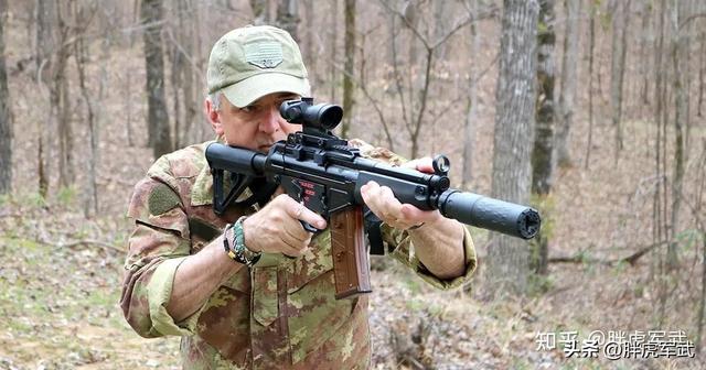 世纪武器公司(Century Arms) AP53 5.56 NATO口径 值得枪械爱好者入手