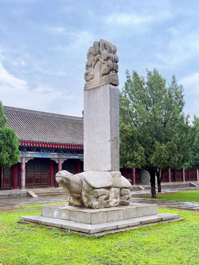 雨中西岳庙（渭南华阴市西岳庙）