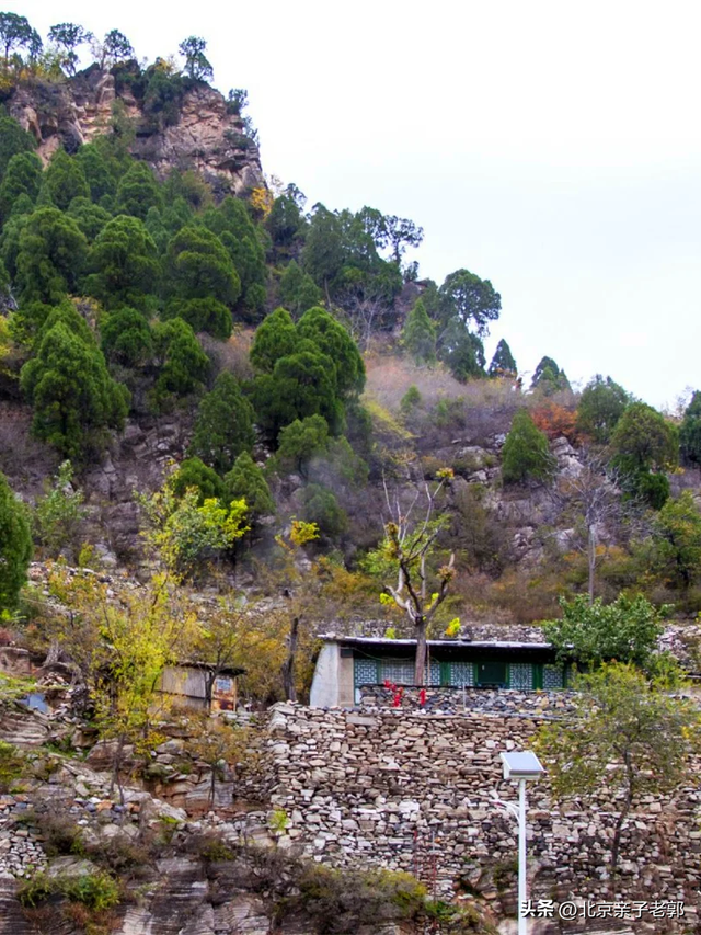 京郊悬崖村
