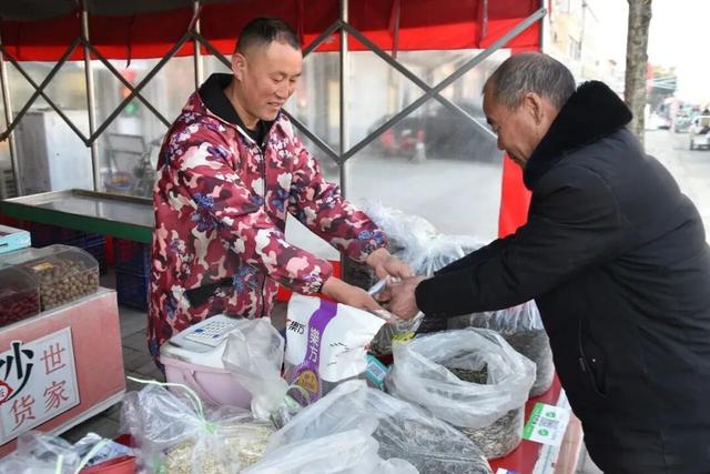 临沂人游临沂｜赶郯城大集吃刚出锅的烧鸡，初冬游古郯烟火