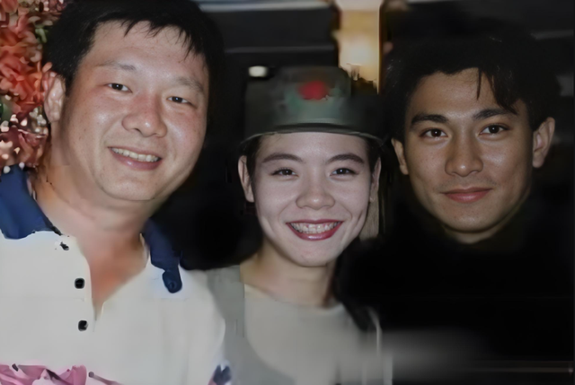 春晚爆红后，她洗完澡从23楼一跃而下，临终时最后喊了声“妈妈”