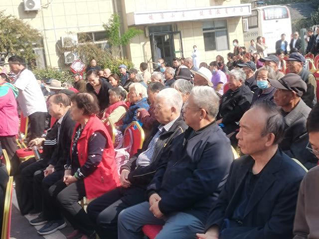 情满金秋迎重阳 文化养老暖人心