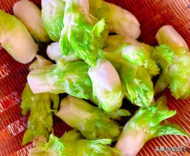 冬天，这菜使劲吃！一润肠、二提神醒脑	、三强免疫	，不懂吃可惜了