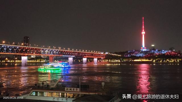 出游第8站-武汉：马不停蹄也转不完，看我俩都去了哪？在哪最悠闲