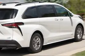 30.9万提了低配丰田赛纳，开了2800公里，车主说出4大缺点图片