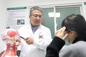 偏头痛来袭，吃药还是硬扛？图片