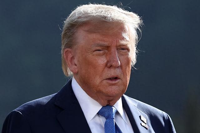 不到48小时	，美国迎来六条坏消息，特朗普要心碎了