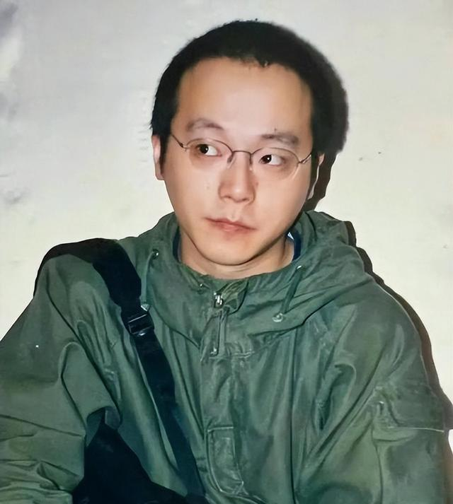王菲也没想到，离婚26年，窦唯又给她上了生动一课，窦靖童没说谎