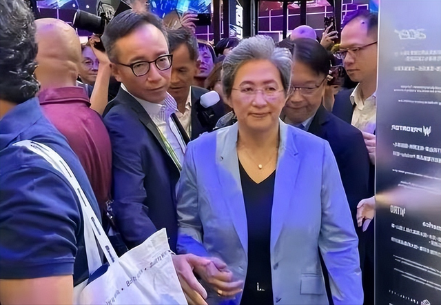 年薪4亿！美国芯片女王原来是中国人，为何却顶风为中国定制芯片