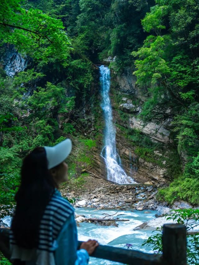 看小鹿！领“鸡蛋”！夏末秋初喇叭河就该这么玩！
