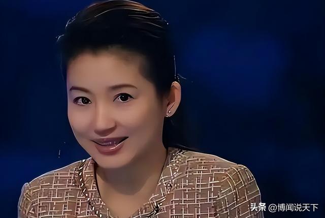 善恶到头终有报！57岁央视女主持王小丫，已走上另一条大路