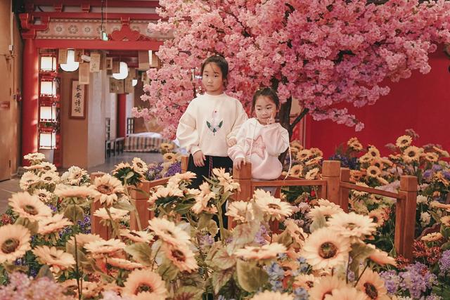 长安十二时辰主题街区焕新迎客:体验再升级,赋能西安文旅新篇章