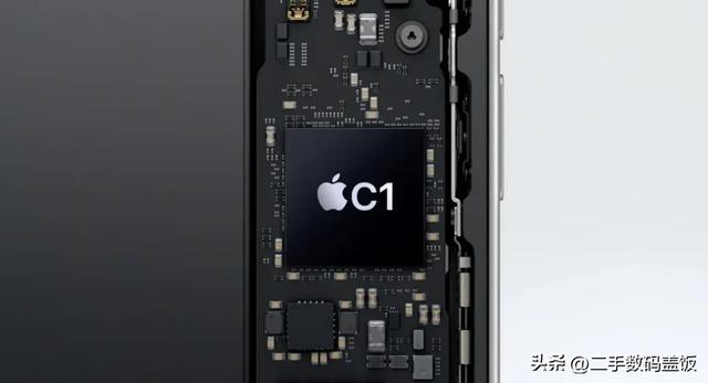苹果笔记本终于“脱网”了！5G版MacBook Pro意外提前曝光