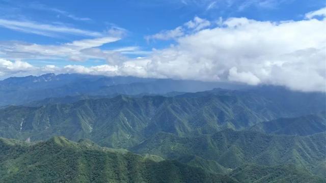 潼关：蝉声起 云雾缭 蓝正浓~