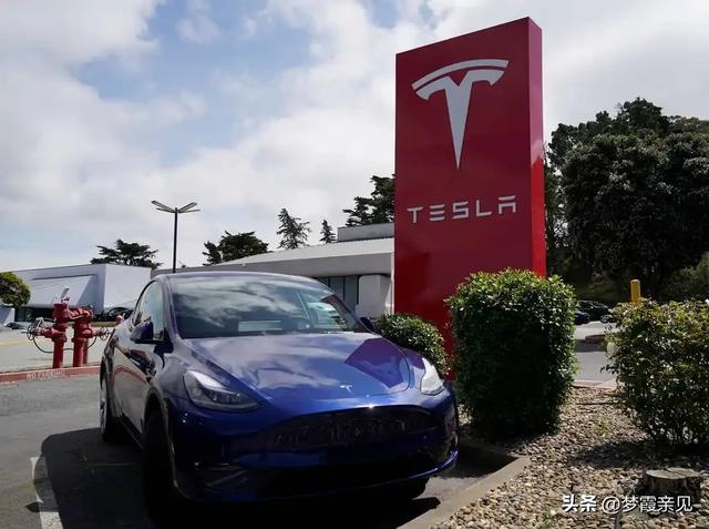 马斯克遭遇高管团队“集体叛逃”:他为什么不慌?