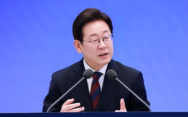 李在明离华前，中方正式通告全世界，不会再对高市早苗手下留情！