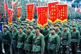 448团副参谋长和排长在绝境下的不同选择，换来的天壤之别图片