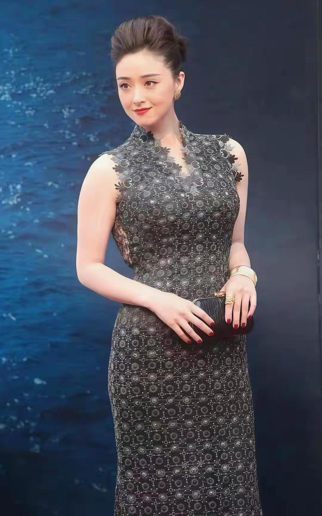 中国最丰满的6位女星，美的各有千秋，她们的身材也太犯规了