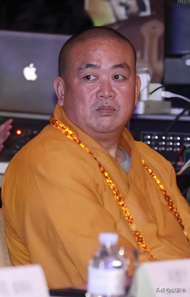彻底清算！释永信被查3天，再迎4大噩耗，身上佛串更是大有来头