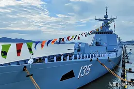 052D型驱逐舰，第29艘公开服役，解放军海军，会有多少艘？图片