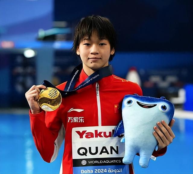 豪宅风波升级！专家建议拆除全红婵雕像，樊振东的话终于有人信了