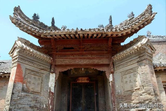 陕西有座山，造型很奇特、藏着很多福气！旁边还有个绝美古村落