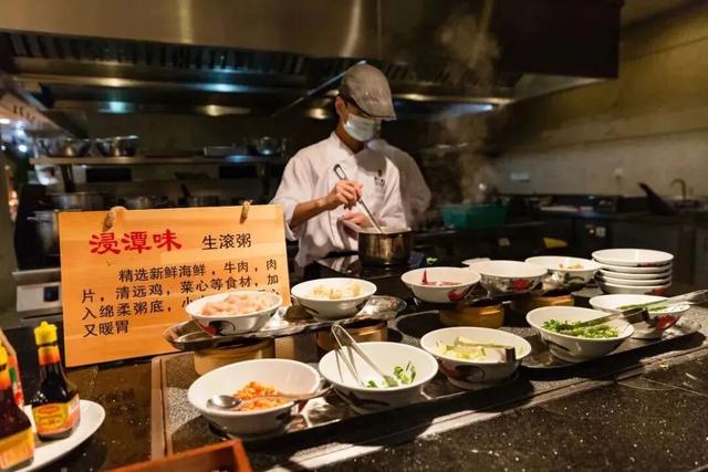 周末2大2小叹“森林秘境”度假地，吃住玩全了，汤泉萌宠…平靓正