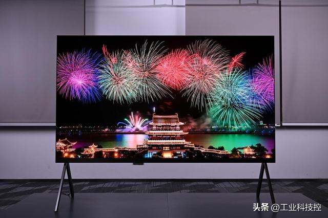 TCL SQD-Mini LED技术打破十年色域僵局，X11L成影视发烧友终极之选