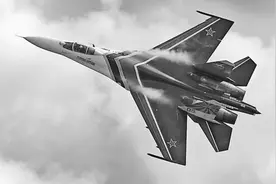 1992年，我国购买苏27战斗机，途中却遭蒙古警告：支付20万过路费图片