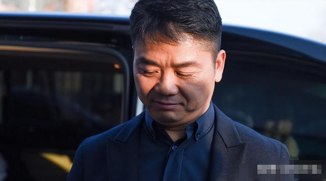 外卖大战3个月！三巨头砸数百亿血亏，网友怒喷：钱进了谁口袋？