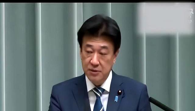 高市还没道歉，中日又出现新争端，日本通知中国，必须解释一件事