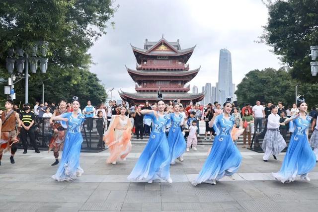 庆中秋双节假期盘点：文旅盛宴绘就团圆画卷