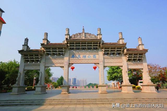 云南德宏州：有边境城瑞丽、首府芒市，还有众多美食、民族节日