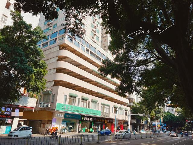 番禺明明是广州的一个区，为什么番禺人都不愿说自己是广州人？