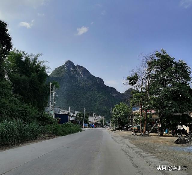 广西崇左市大新县与龙州县接壤的小乡，太平土官起名现并入雷平镇