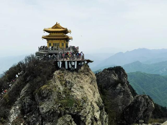 “天下无双圣境，世界第一仙山”的河南洛阳老君山