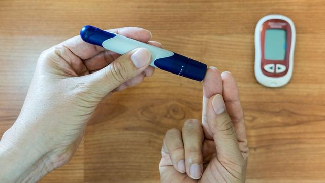 每天喝一杯速溶咖啡到底好不好？可以选择的话，告诉你健康做法
