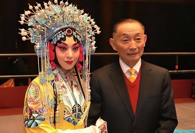 “跳梁小丑”李玉刚跌落神坛，不再被世界宽容，梅葆玖：死不原谅