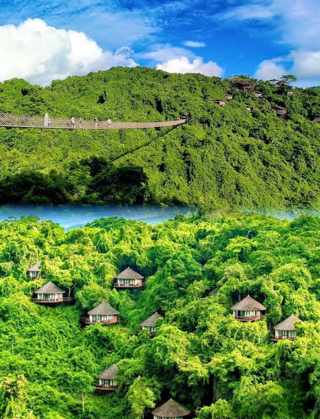 广东和海南两大最火海滨城市：珠海热度飙升硬刚三亚，实力太猛！