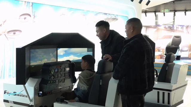 西乡冬日周末图鉴：草坪嬉闹、书海静读、科技探秘