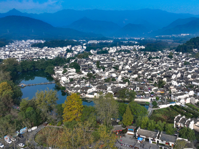 若你问深秋最该去哪里偷段闲？答案，就藏在黟县