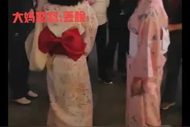 两美女穿和服在公园跳舞，被大妈怒怼“丢脸”美女报警，结果他们图片