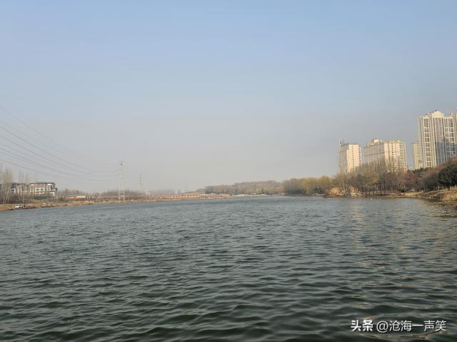 我在湖边思君影，你在林间听松涛，冬季相见恨晚，一起散步打卡吧